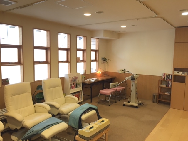 ナチュラルカラー整骨院　院内